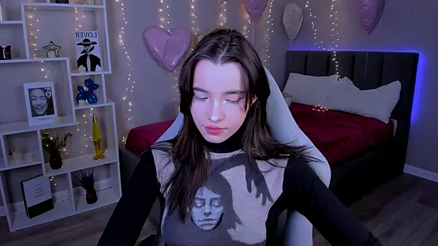 as1an girlfriend online show from March 13, 2026, 2:40 am