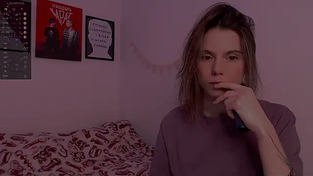 Snapshot of _ni_kiss chatting on January 22, 2025, 9:21 pm ni kiss online show from January 22, 2025, 9:21 pm