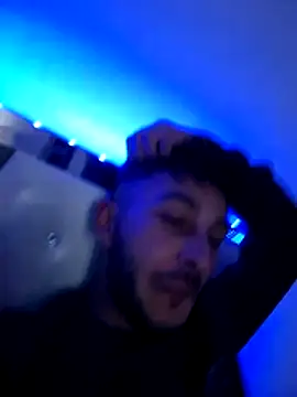 Iulianmarius12 online show from February 3, 2026, 1:04 am