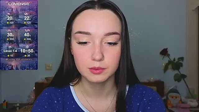 Snapshot of Wild_Sophie_ chatting on December 30, 2024, 6:05 pm Wild Sophie online show from December 30, 2024, 6:05 pm