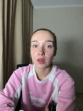 Snapshot of Wild_Sophie_ chatting on September 22, 2025, 3:03 pm Wild Sophie online show from September 22, 2025, 3:03 pm