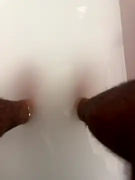 Snapshot of SensualG300 chatting on November 2, 2025, 4:20 pm SensualG300 online show from November 2, 2025, 4:20 pm