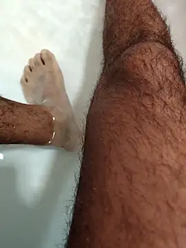 SensualG300 online show from February 11, 2026, 5:12 am