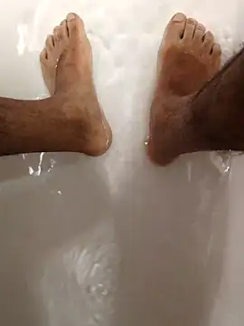 SensualG300 online show from February 18, 2026, 2:29 am