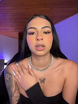 Hilary pinkk online show from May 24, 2026, 3:44 am