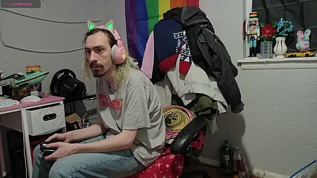 tallnerdyguy online show from January 19, 2026, 1:42 am