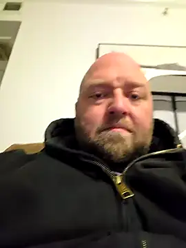 Strong Bear89 online show from February 11, 2025, 1:51 pm