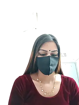 Snapshot of Tisha-01 chatting on November 19, 2025, 12:43 am Tisha-01 online show from November 19, 2025, 12:43 am