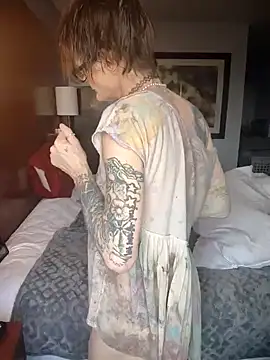 ivylee31 online show from January 8, 2025, 9:01 pm