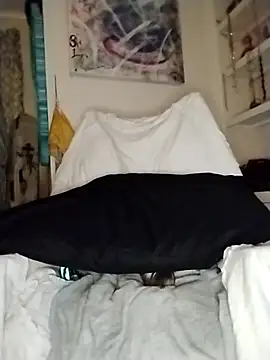 ivylee31 online show from December 1, 2025, 9:58 am