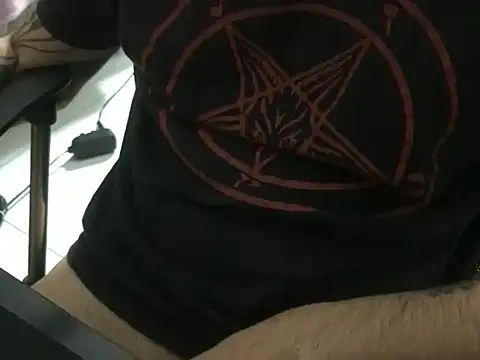 Snapshot of cabine103 chatting on November 11, 2025, 2:00 am cabine103 online show from November 11, 2025, 2:00 am