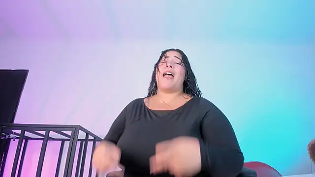 AmberiniHoffman online show from April 13, 2026, 12:10 pm