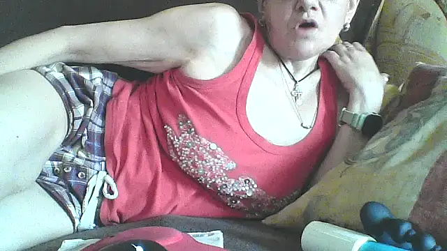 Snapshot of AlanaLaDream chatting on March 11, 2026, 8:31 am AlanaLaDream online show from March 11, 2026, 8:31 am