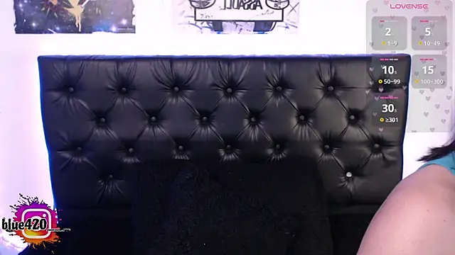 Snapshot of Skyler__blue4 chatting on November 5, 2025, 10:32 pm Skyler blue4 online show from November 5, 2025, 10:32 pm