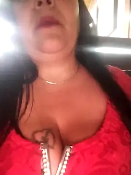 Snapshot of sara_pineros chatting on January 21, 2025, 9:46 pm sara pineros online show from January 21, 2025, 9:46 pm