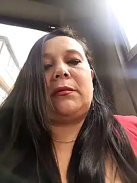 Snapshot of sara_pineros chatting on January 29, 2025, 7:53 pm sara pineros online show from January 29, 2025, 7:53 pm