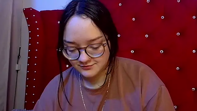 charlotte1-ls online show from November 24, 2025, 9:47 pm