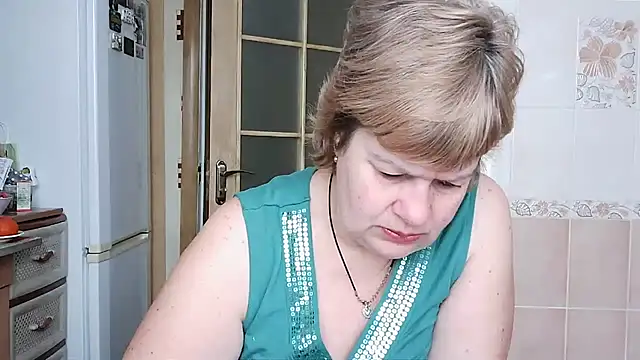 Ettie Tonia online show from February 16, 2025, 8:32 am