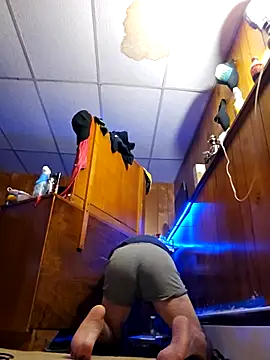 hungverrec online show from September 13, 2025, 8:47 am