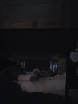 hungverrec online show from December 5, 2025, 4:03 pm