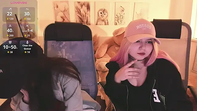 Elainebeness online show from March 18, 2026, 10:46 pm