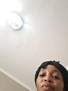 thicktash online show from May 8, 2026, 9:47 am
