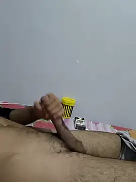 Snapshot of kinghunter21 chatting on December 27, 2024, 12:18 am kinghunter21 online show from December 27, 2024, 12:18 am