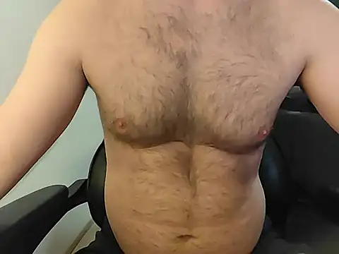 jayb0y61 online show from March 13, 2026, 11:44 pm