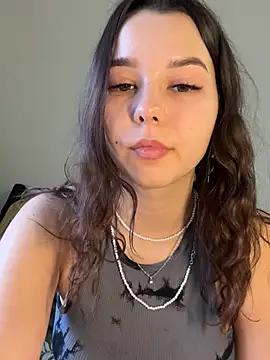 Snapshot of PoppyRobinson chatting on January 18, 2025, 8:10 am PoppyRobinson online show from January 18, 2025, 8:10 am