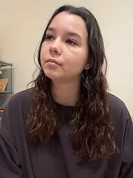 Snapshot of PoppyRobinson chatting on January 19, 2025, 6:10 pm PoppyRobinson online show from January 19, 2025, 6:10 pm