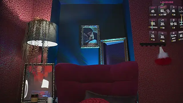 poisonivy  online show from October 21, 2025, 5:52 am