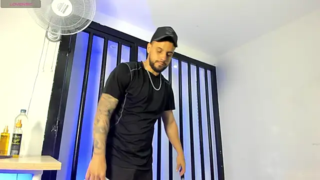 JackBlanco  online show from January 31, 2025, 4:03 am