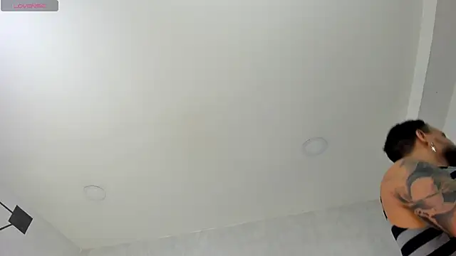 JackBlanco  online show from October 3, 2025, 4:20 am