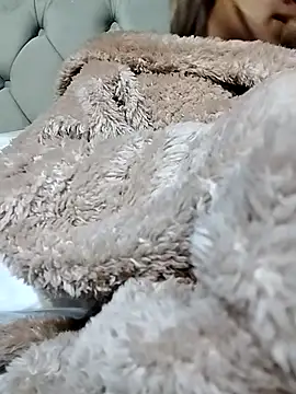 fofinhaa12 online show from November 6, 2025, 6:53 pm