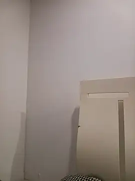 MirandaSoto online show from April 16, 2026, 3:51 am