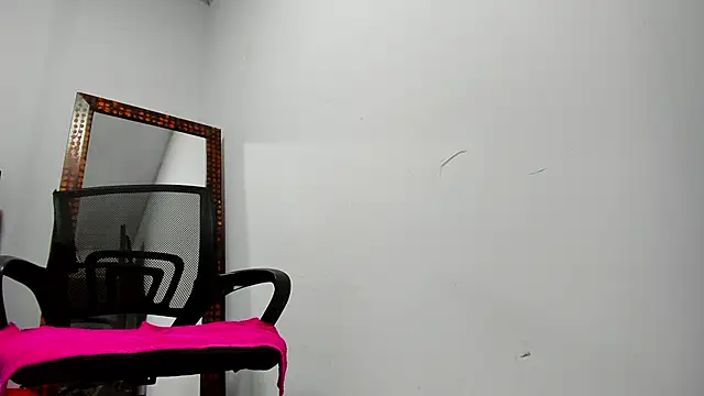 Karljensen33 online show from December 29, 2024, 3:11 am