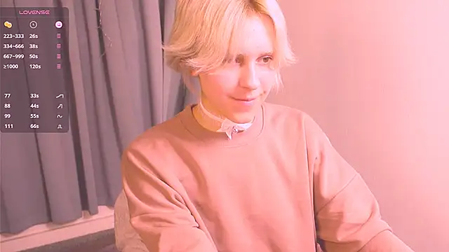 Snapshot of edward_holy chatting on December 9, 2024, 9:58 pm edward holy online show from December 9, 2024, 9:58 pm