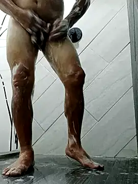 Snapshot of luchoarr chatting on February 11, 2025, 10:28 pm luchoarr online show from February 11, 2025, 10:28 pm