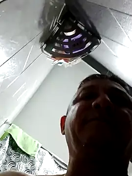 Snapshot of luchoarr chatting on March 10, 2025, 10:34 pm luchoarr online show from March 10, 2025, 10:34 pm