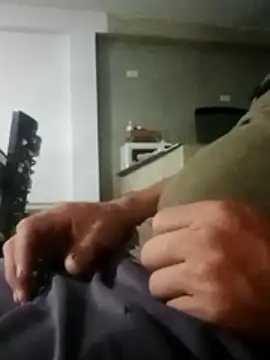 Snapshot of luchoarr chatting on January 6, 2026, 2:59 am luchoarr online show from January 6, 2026, 2:59 am