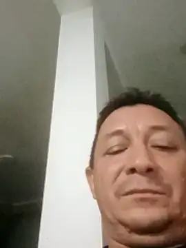 Snapshot of luchoarr chatting on February 25, 2026, 3:16 am luchoarr online show from February 25, 2026, 3:16 am