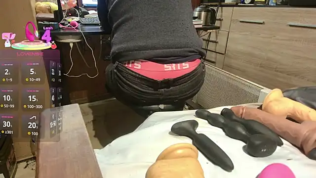 Snapshot of misteryman1956 chatting on March 2, 2026, 7:15 am misteryman1956 online show from March 2, 2026, 7:15 am