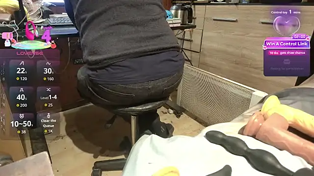 Snapshot of misteryman1956 chatting on March 5, 2026, 7:48 am misteryman1956 online show from March 5, 2026, 7:48 am