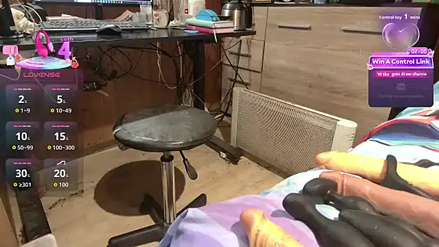 Snapshot of misteryman1956 chatting on March 7, 2026, 10:12 am misteryman1956 online show from March 7, 2026, 10:12 am