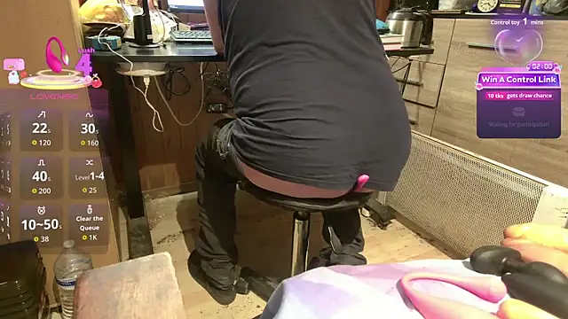 Snapshot of misteryman1956 chatting on March 11, 2026, 7:03 am misteryman1956 online show from March 11, 2026, 7:03 am