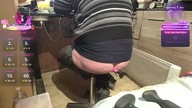 Snapshot of misteryman1956 chatting on March 30, 2026, 5:08 am misteryman1956 online show from March 30, 2026, 5:08 am