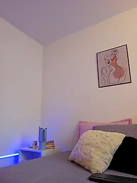 VictoriaEvaans  online show from October 6, 2025, 10:18 pm