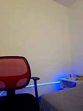 VictoriaEvaans  online show from October 18, 2025, 10:10 pm