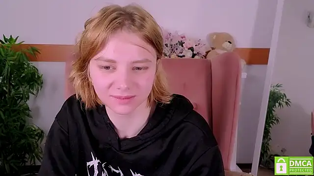 MirraBellanta online show from February 27, 2026, 12:10 am