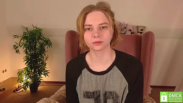 MirraBellanta online show from March 30, 2026, 12:22 am